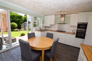 Kitchen/Diner- click for photo gallery